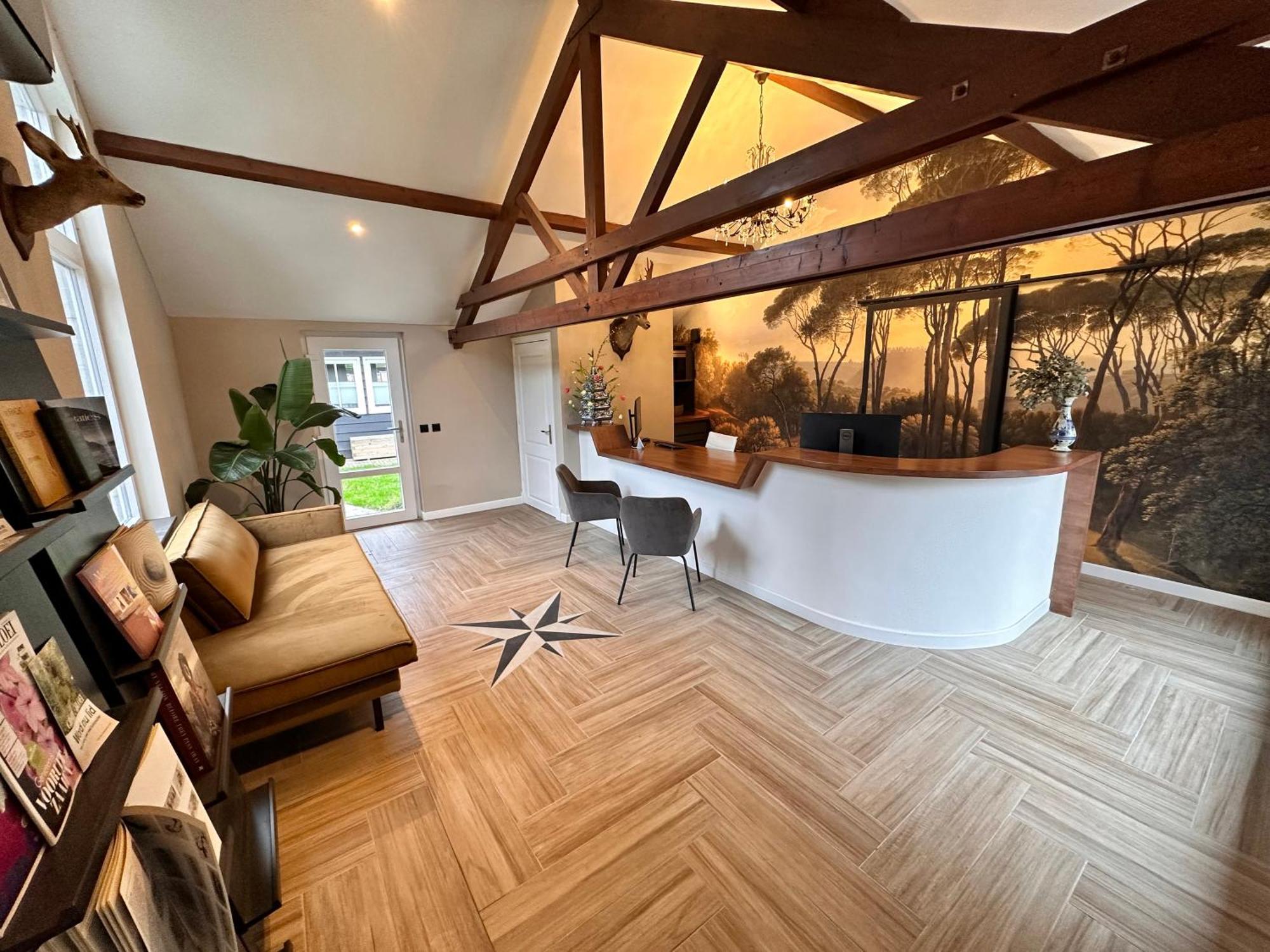 Wellness Tuin - Ultieme Partner Beleving - St Hubertus Suite Met Jacuzzi ,Openhaard, Prive Hottub En Prive Sauna In Jachthut Stijl Horst Dış mekan fotoğraf